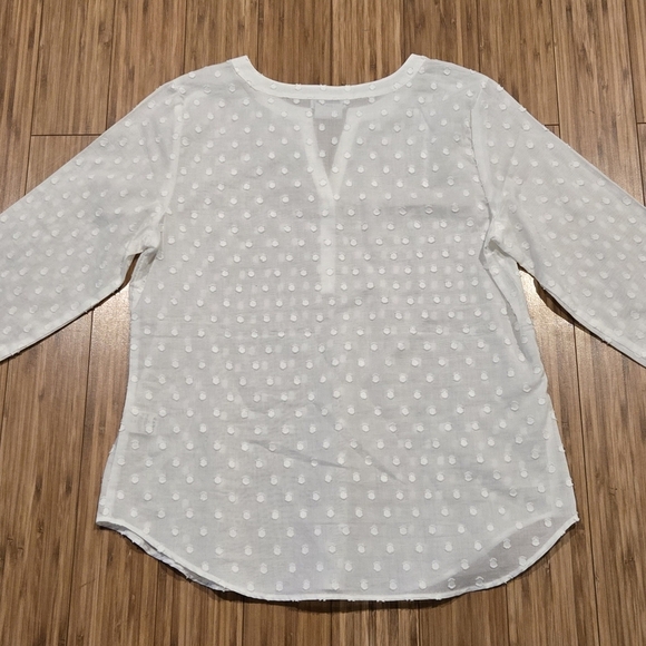 NWOT Van Heusen White Top - Picture 8 of 10